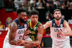 开云体育官网-德国男篮鏖战塞尔维亚男篮，萨姆·米切尔统治全场