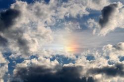 开云体育在线-绿茵场的闪电战，篮球馆的跨界王—当阿什拉夫的双重身份震撼世界