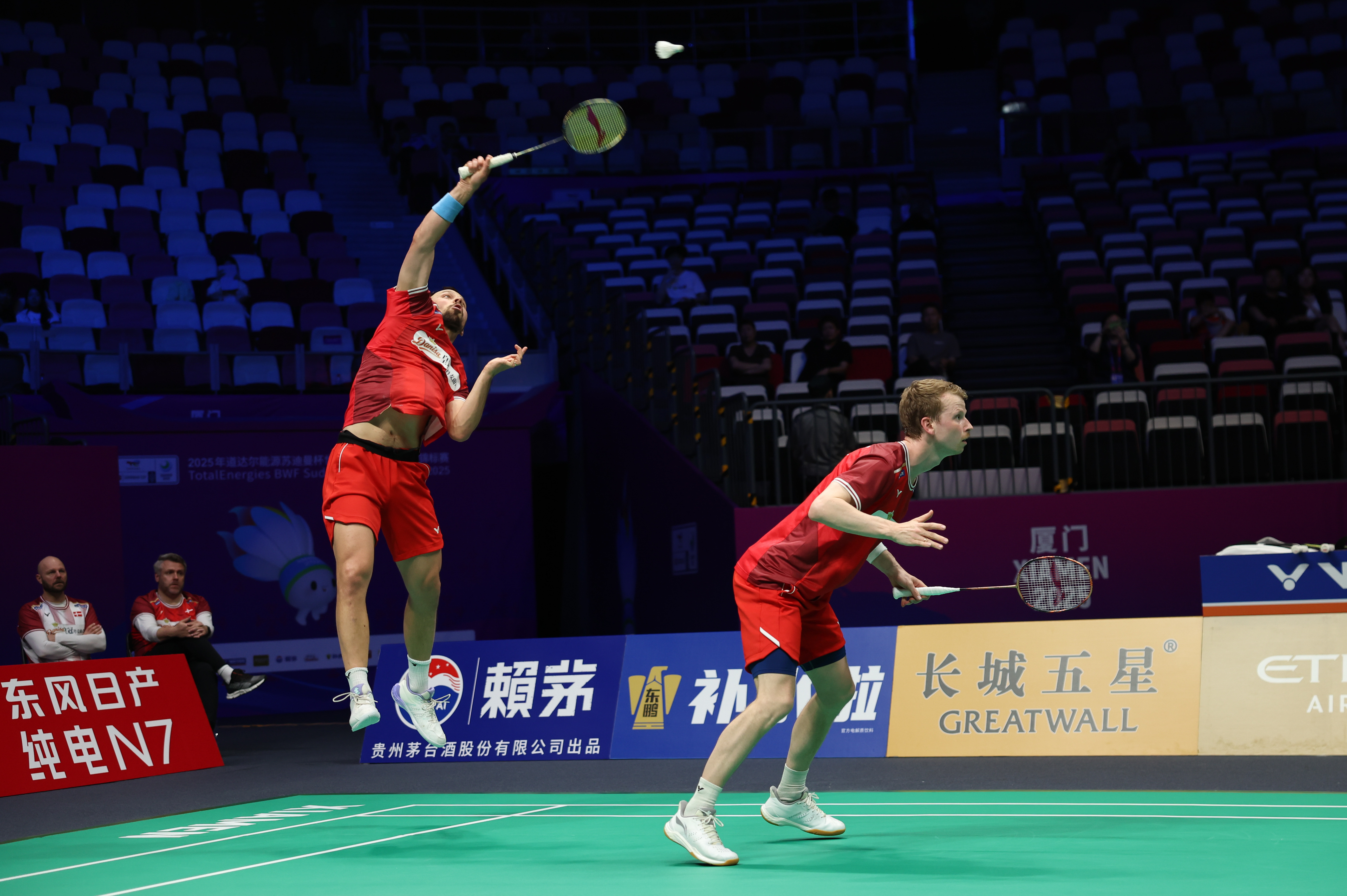 丹麦羽毛球队完胜泰国羽毛球队，陶菲克送出助攻