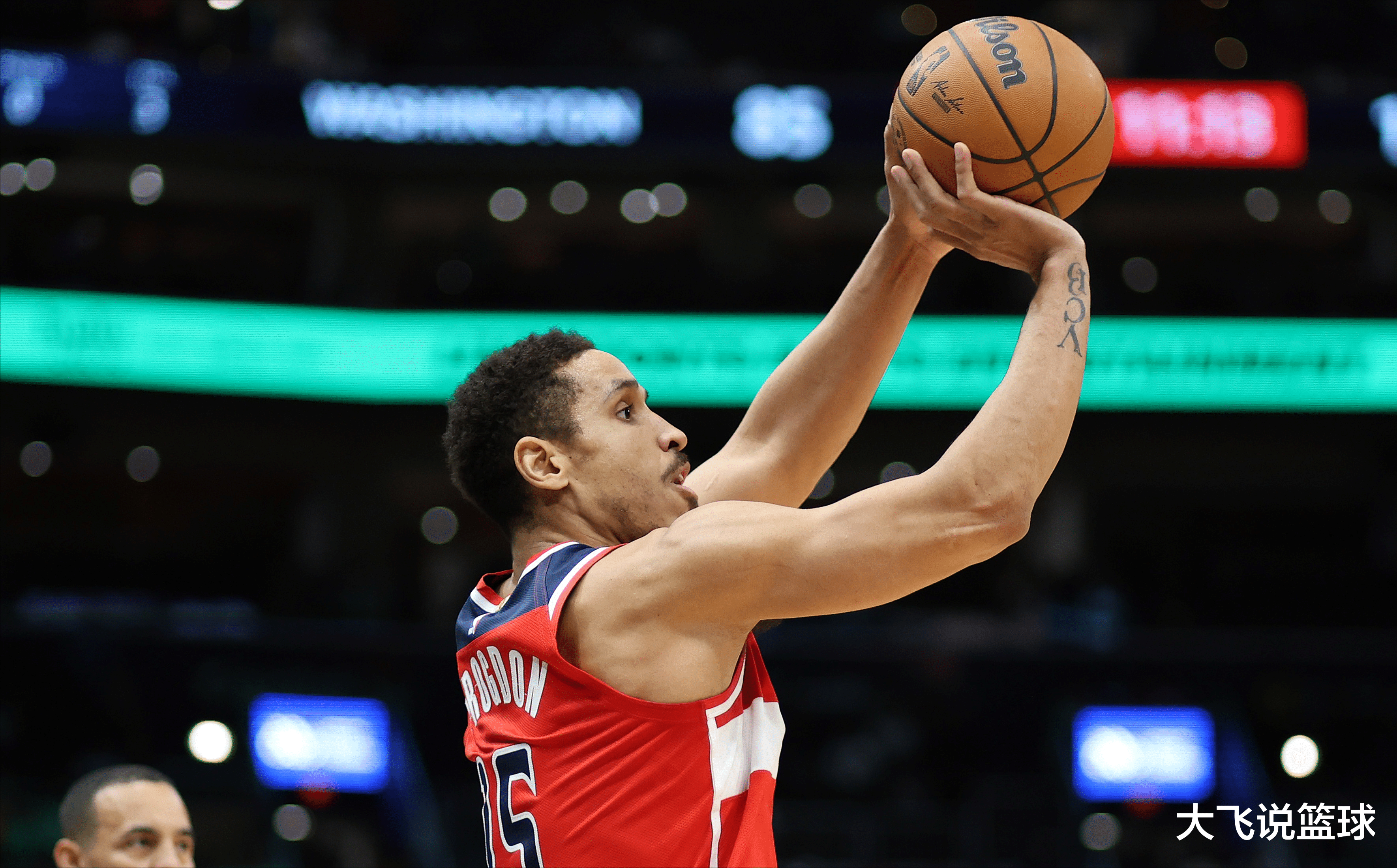 尼克斯险胜尼日利亚男篮,西蒙斯一己之力扛起全队 尼克斯险胜尼日利亚男篮,西蒙斯一己之力扛起全队