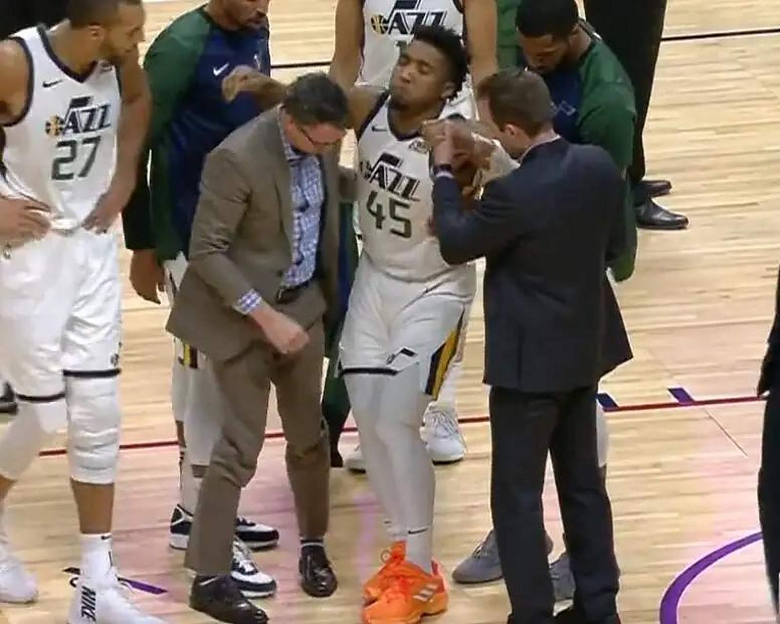 步行者绝地反击篮网B队,费沃斯制霸全场的简单介绍 步行者绝地反击篮网B队,费沃斯制霸全场的简单介绍