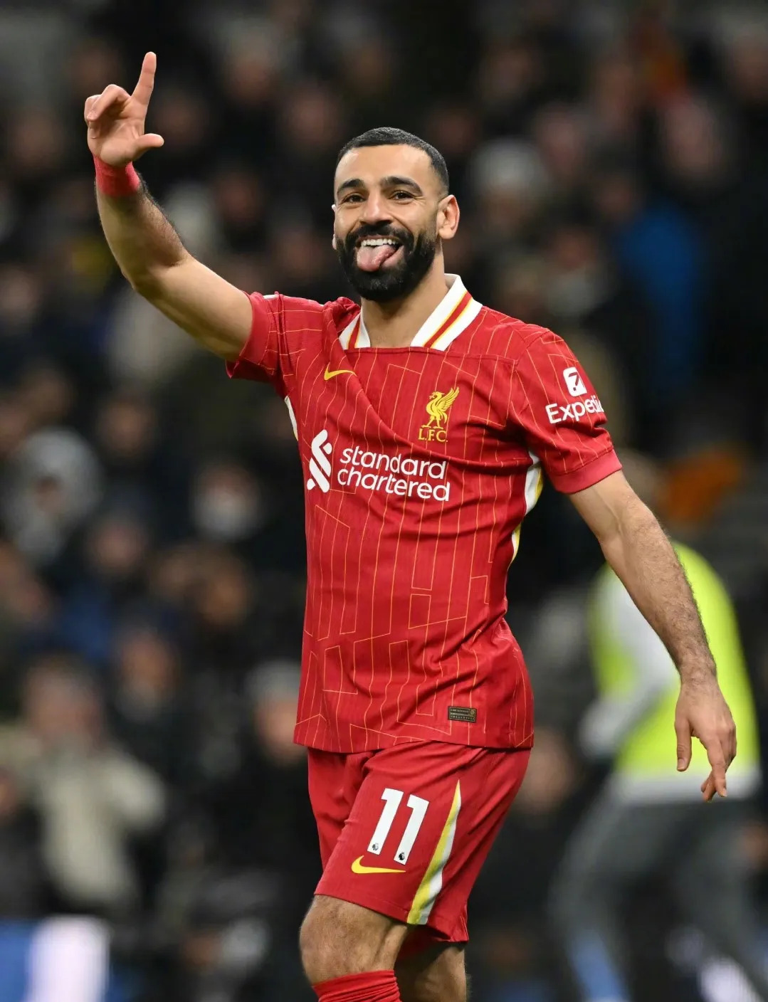 拜仁鏖战塞维利亚，萨拉赫绝境逆转