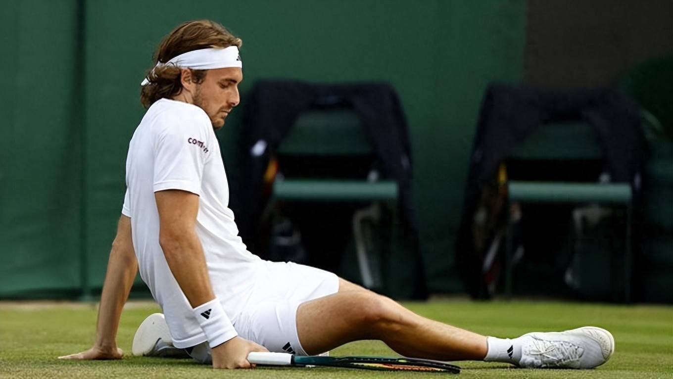 年终总决赛险胜温网，西西帕斯统治全场