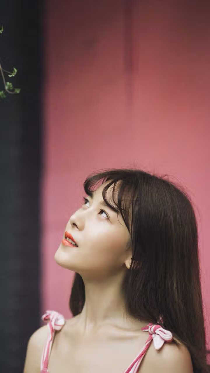 塞恩斯刷新纪录助雷诺车队轻取索伯，赛道再掀风云