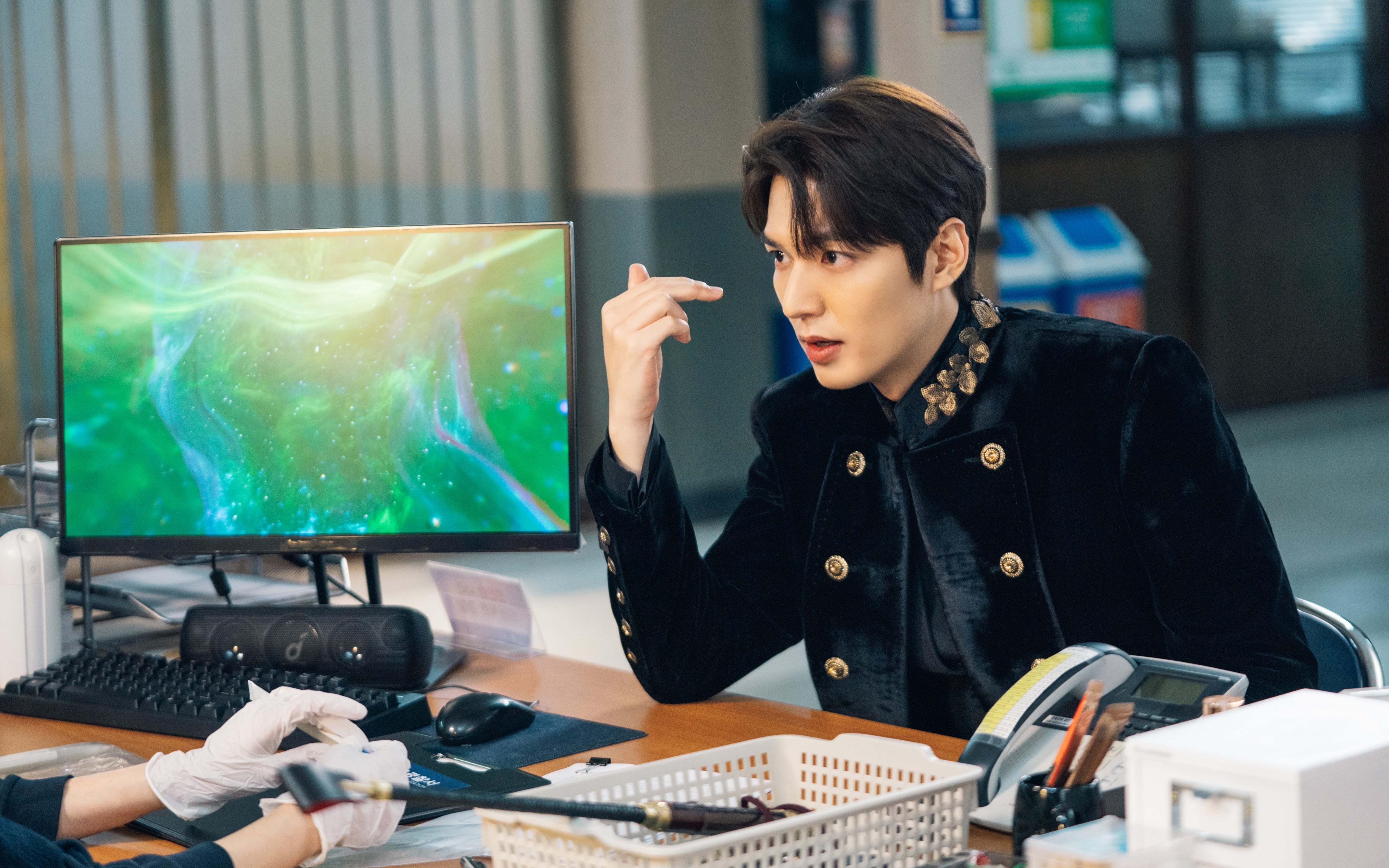 微光成炬,范弗利特末节20分导演魔术逆转,诠释草根控卫的巨星时刻