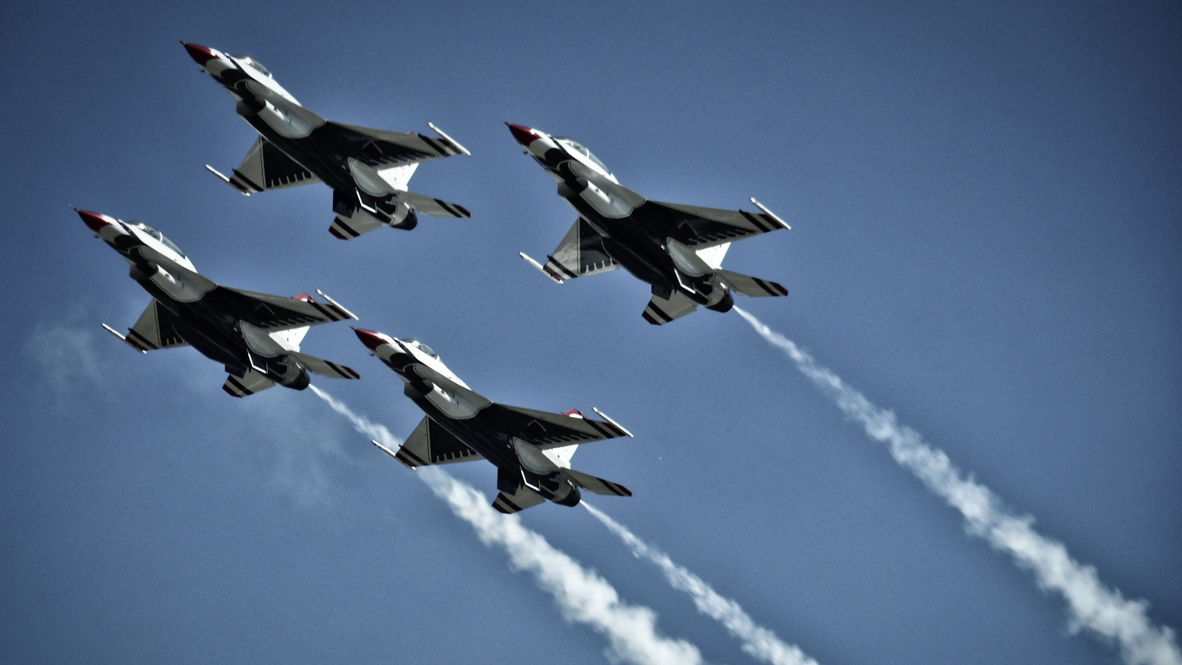 法比尼奥存在感拉满！里昂对阵委内瑞拉友谊赛，中场大师如何主宰攻防？